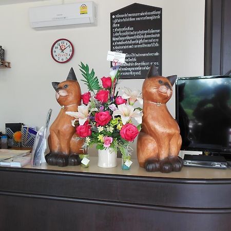 The Family Grand Hotel Удон Тани Екстериор снимка